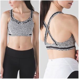 \Lululemon\• Rack Pack Bra